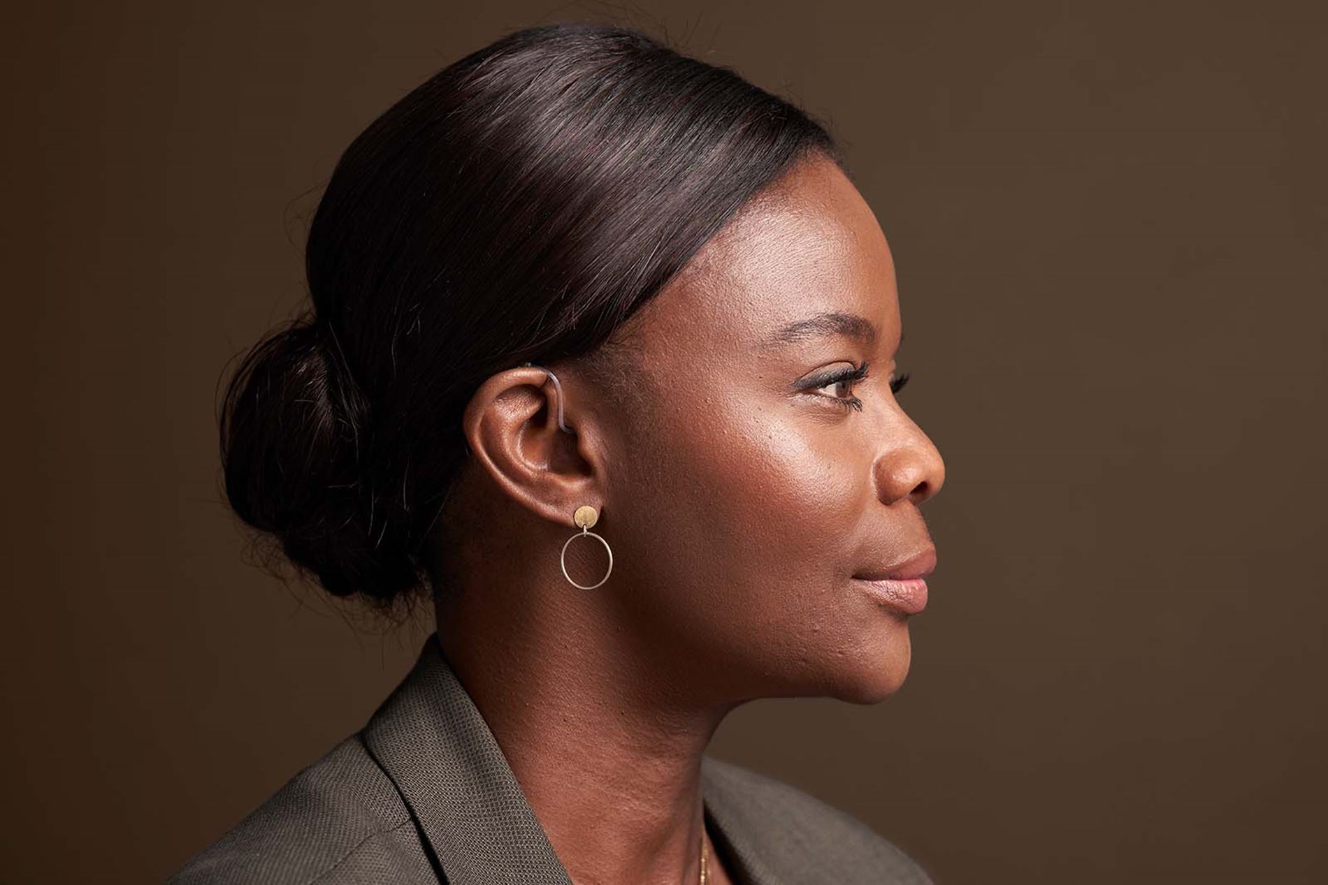 Rexton_BiCore-Rugged_woman-dress_side-view_1600x1067